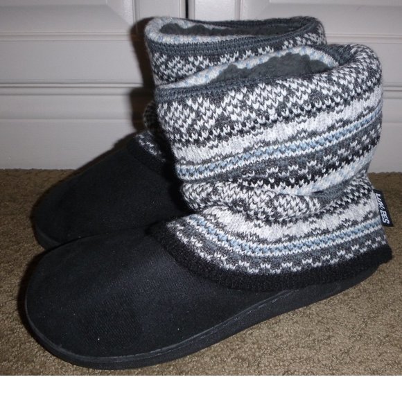 Womens LUKEES Muk Luks Slippers Knit Bootie Size Small 5/6   Rosie Black NWT - Picture 1 of 3